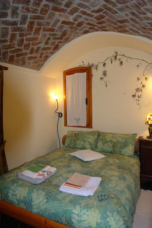B&B Il Libro Verde Дольчеаккуа Экстерьер фото