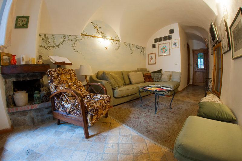 B&B Il Libro Verde Дольчеаккуа Экстерьер фото